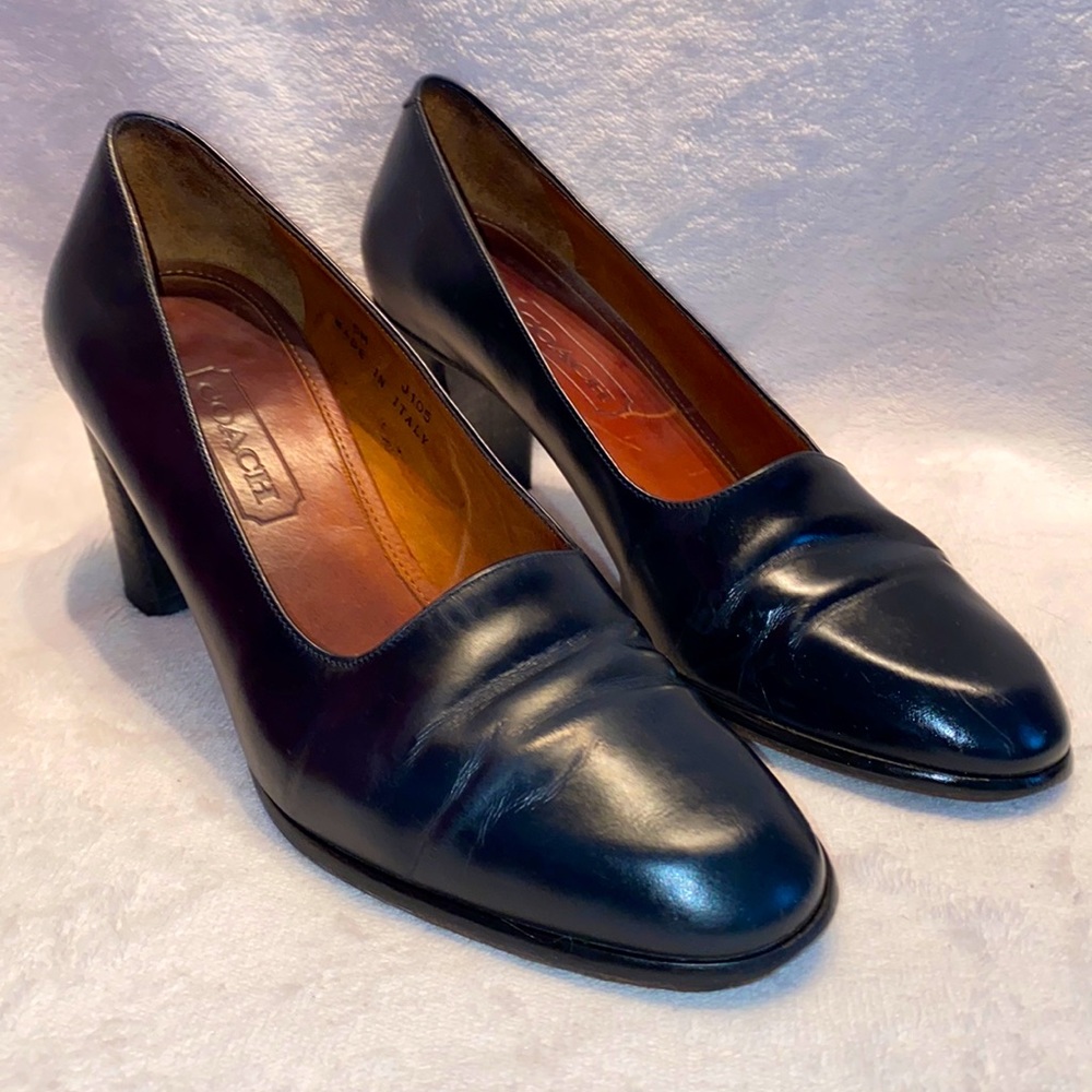 Coach Vintage Round Toe Block heel 2.5” Heel Navy Italian Leather Pumps 6M Shoes